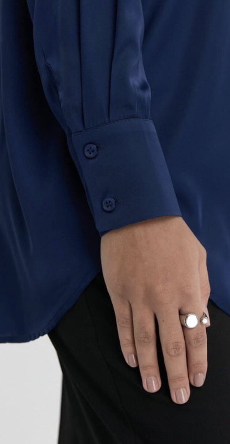 Zeynep Şule Oversize İpek Saten Gömlek