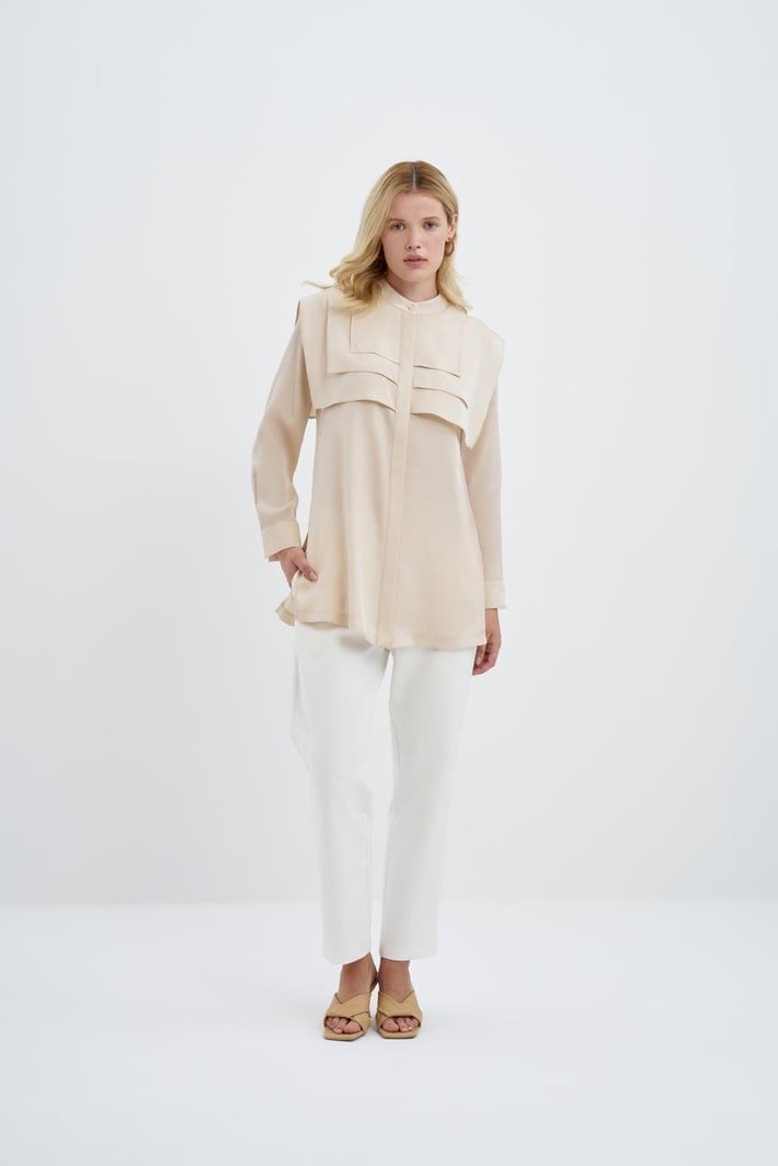 Zeynep Şule Kare Yakalı Gömlek