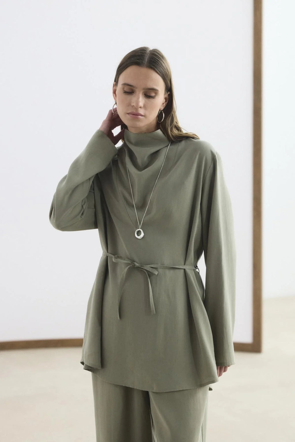 Drape Yaka Tensel Tunik Pantolon Takım