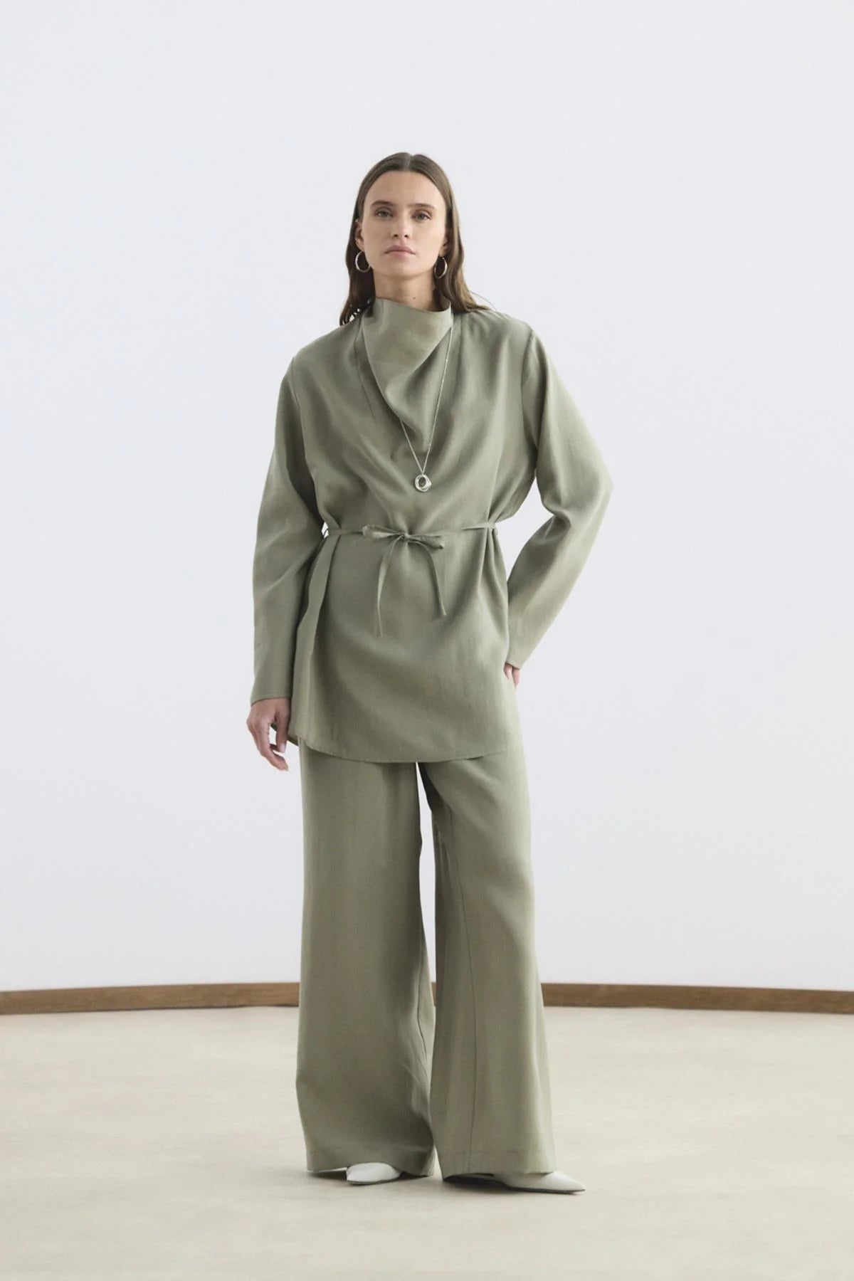 Drape Yaka Tensel Tunik Pantolon Takım